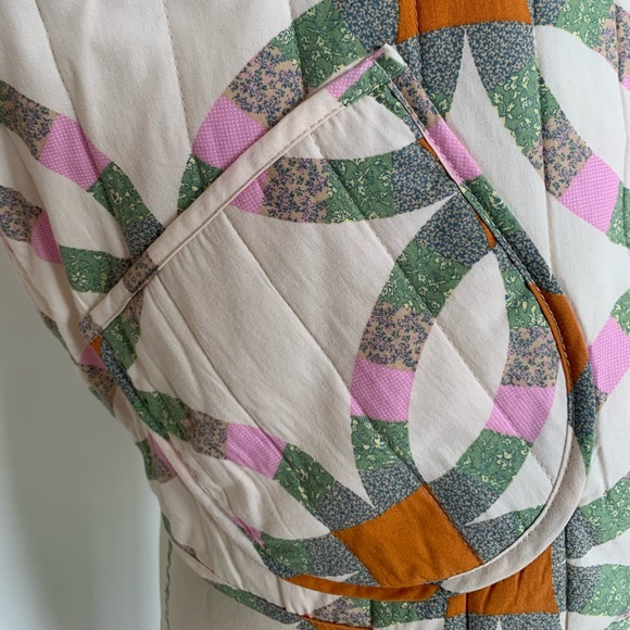 Quilted Fall Buttoned Jacket - Picture 2 of 5